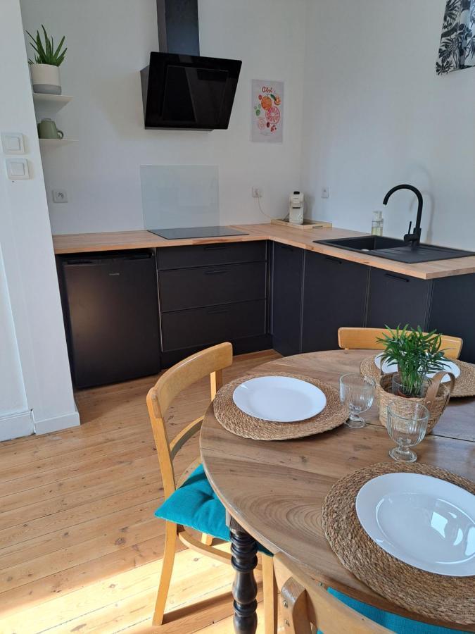 Appartement Calme Dans Maisonnette Graulhet Esterno foto